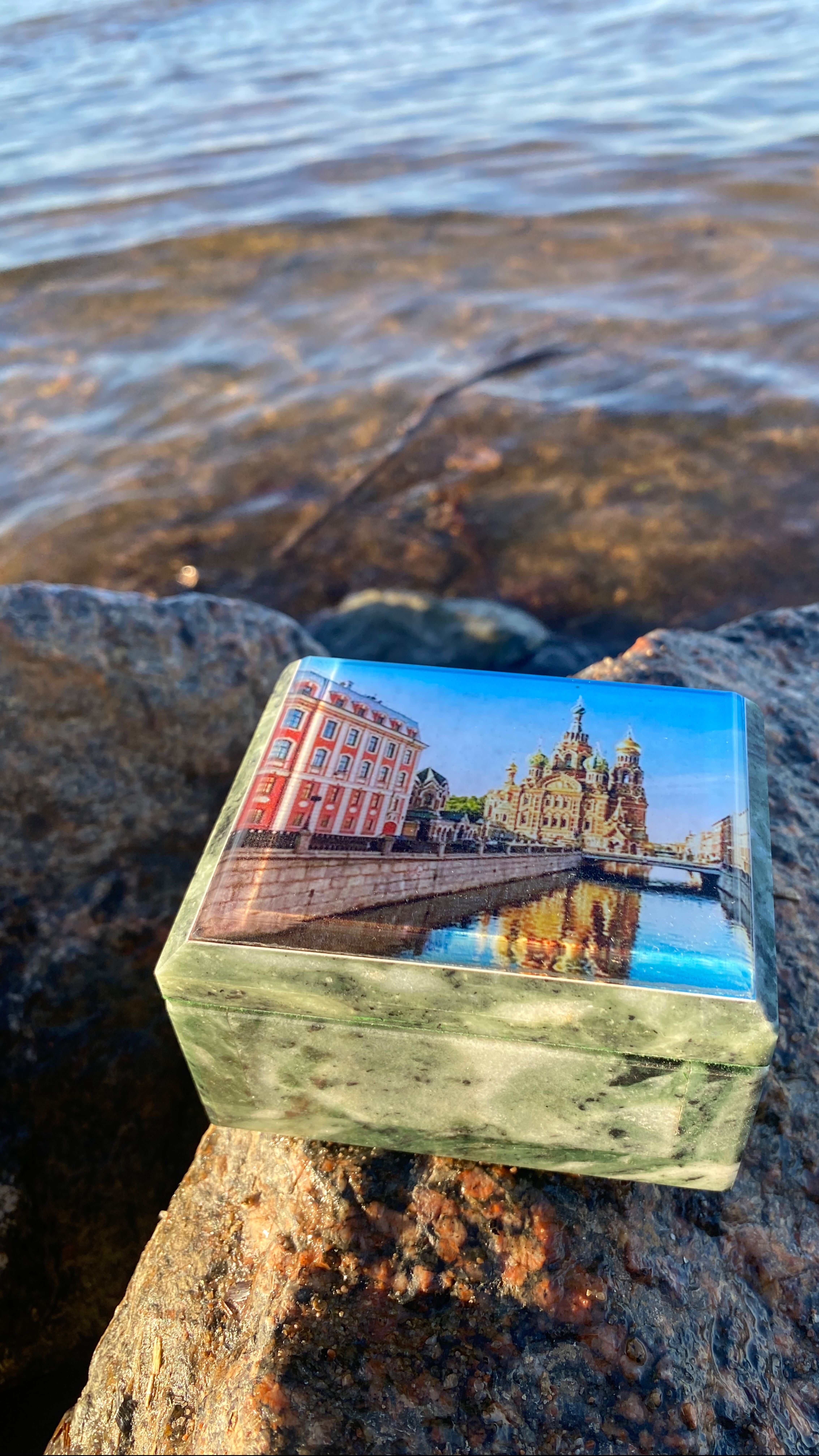 Шкатулки из камня