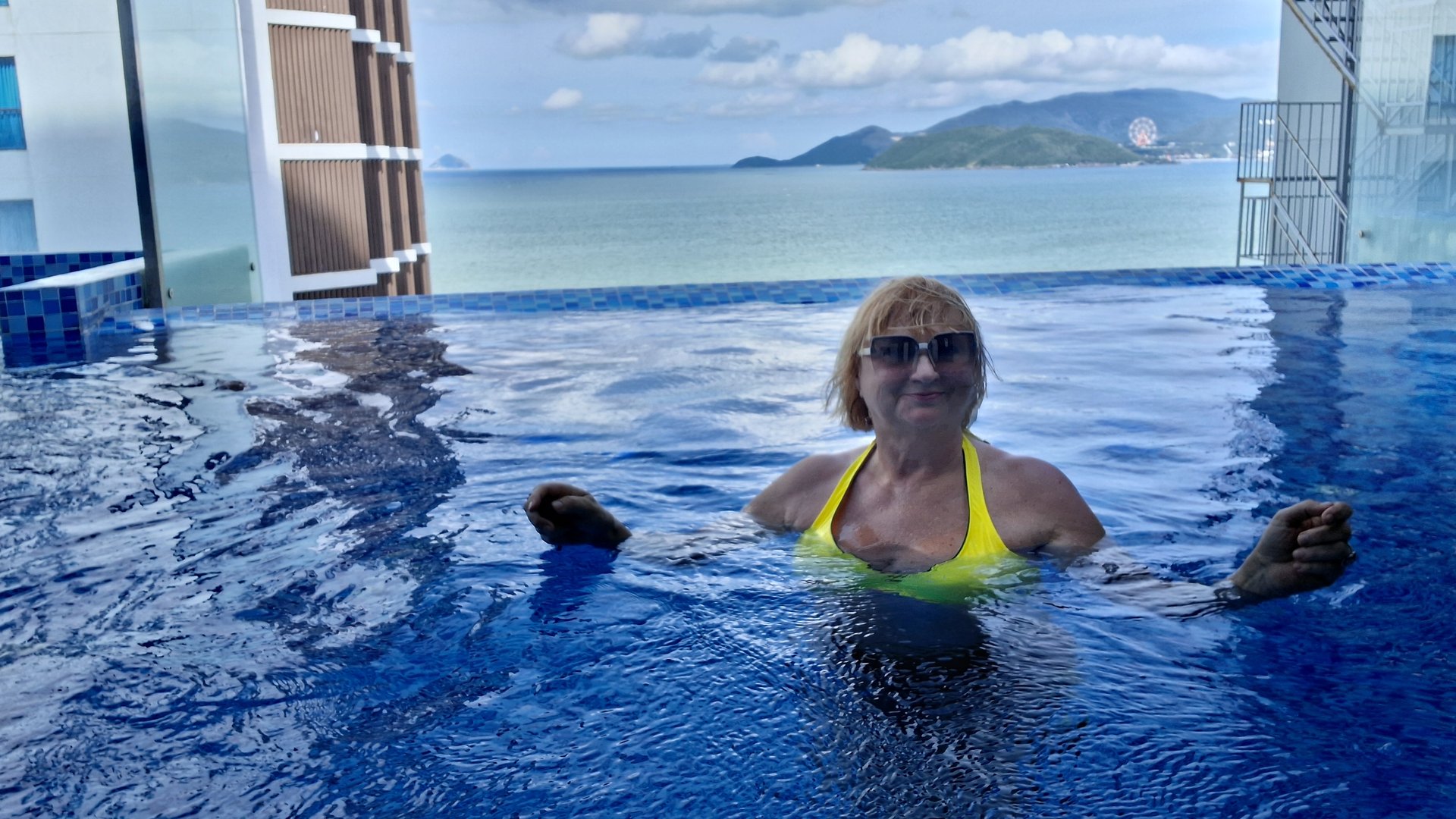 Сколько же время уходит на всю эту беготню... смотреть онлайн