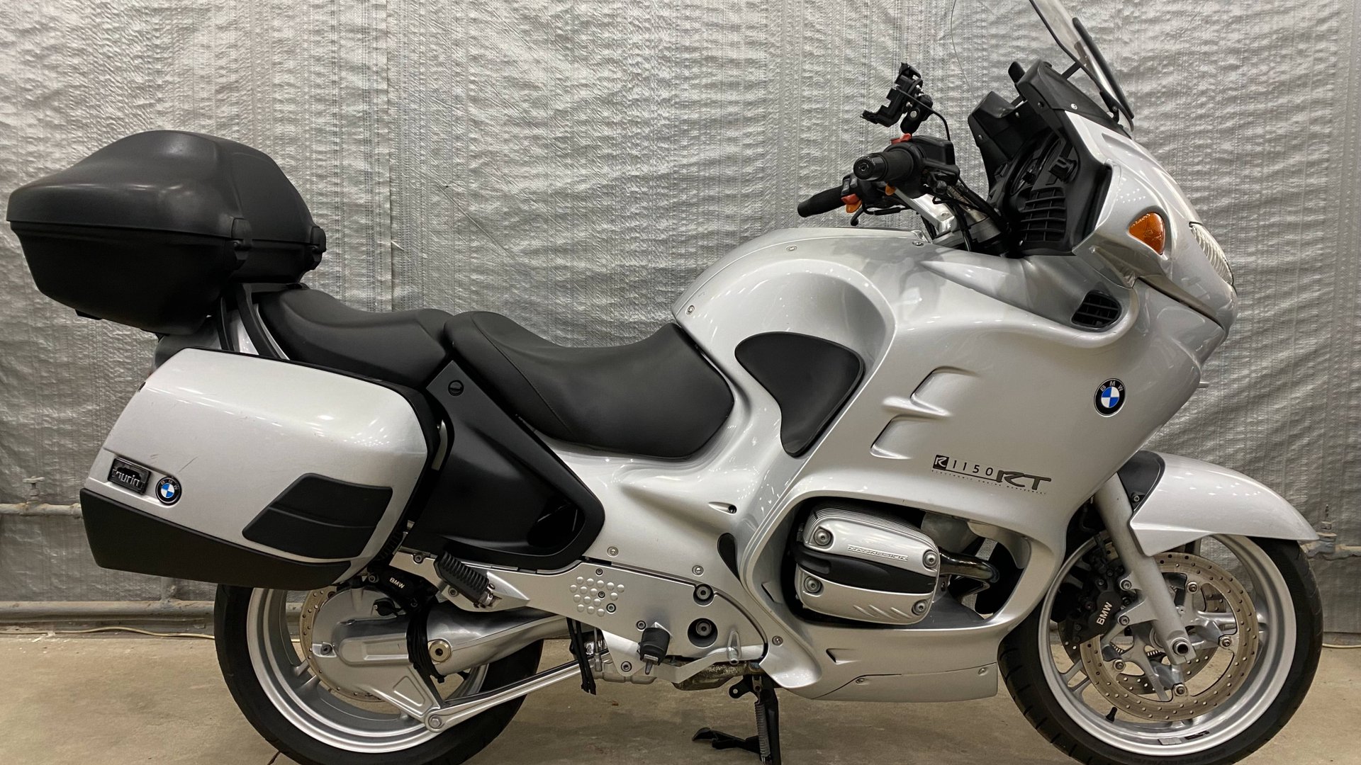 Осмотр BMW R1150RT (2002) смотреть онлайн