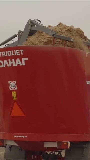 Видеообзор на Миксер-кормораздатчик Trioliet solomix 18 ZK смотреть онлайн
