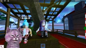 ПОЧЕМУ СТЕЛЛА ТАК СЕБЯ ВЕДЁТ?! СНЕГ В ШКОЛЕ ФЕЙ В РОБЛОКС roblox Royale High School