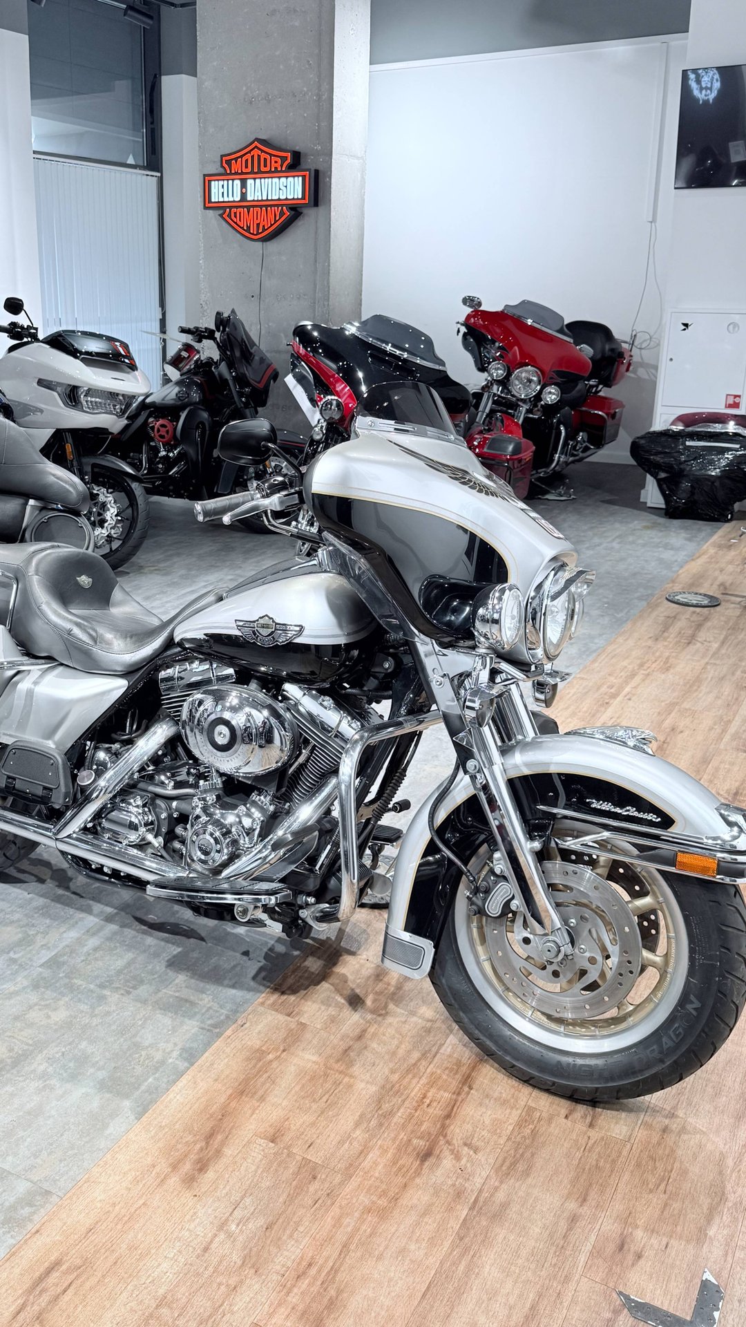 HD Electra Glide Ultra 100 Years Edititon смотреть онлайн