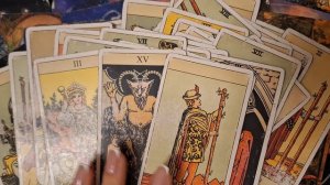 ТАРО РАСКЛАД\ У КОГО ЗРЕЮТ ПЛАНЫ НА ВАС?!