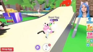 Я НЯНЯ выращиваю ЧУЖОЕ ЯЙЦО в адопт ми Roblox adopt me