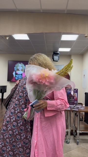 Пожалуй, самое трогательное с презентации моей книги. И я хочу дополнить его 2 цитатами: