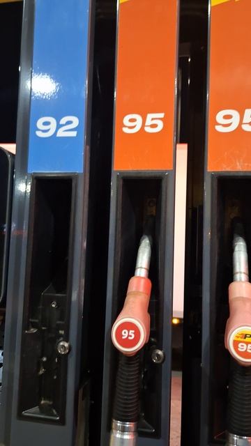 цена Аи-92 7октября2025 Краснодар Роснефть