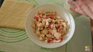 Пирог с яблоками  (слоеное тесто)