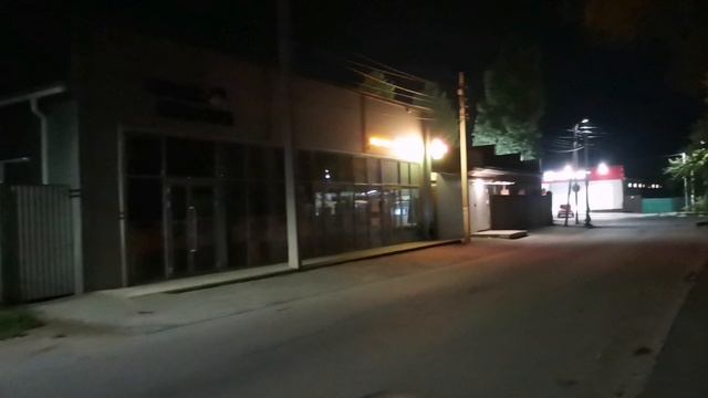 Сальск перекресток улиц Павлова и Коломийцева ночь