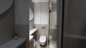 Продается 2-х комнатная квартира с дизайнерским ремонтом!