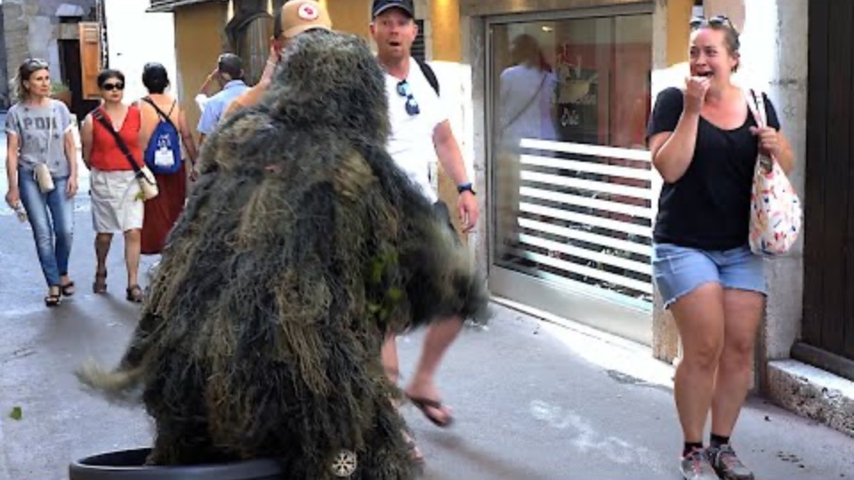 MAEVA FACE TO FACE WITH A GIANT MONSTER, CRAZY BUSHMAN смотреть онлайн