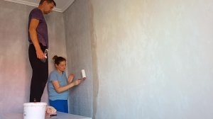 ЖИЗНЬ В СТАНИЦЕ./ ПОКЛЕЙКА ОБОЕВ. /