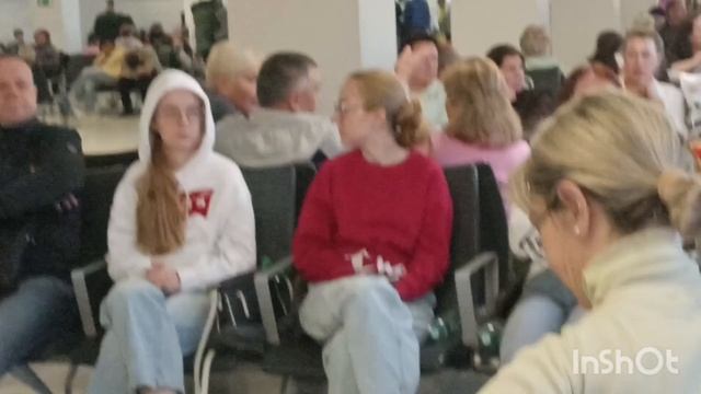 Задержка рейса в аэропорту 