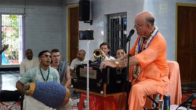 2025.10.07 01 Indradyumna Swami kirtan смотреть онлайн