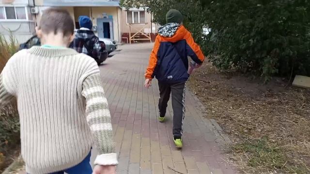 8 серия 3 сезона МАЗАДРИЛА " что хочет тяв тяв"