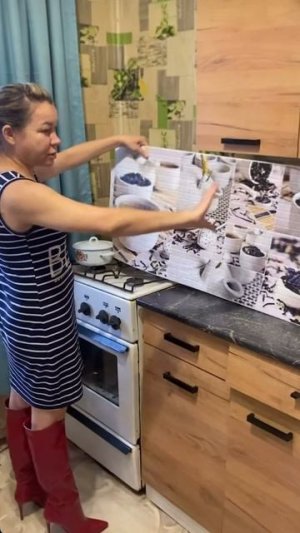 ДЕВЧОНКИ, ЖДУ ВАС ПОМОГАТЬ С РЕМОНТОМ! ИРИШКА ЧИКИ ПИКИ ПОКАЗЫВАЕТ ЧТО БУДЕТ НА КУХНЕ