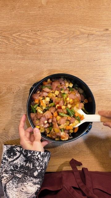 Экспресс-ужин в аэрогриле — готовится быстрее, чем ты досмотришь это видео 🥗