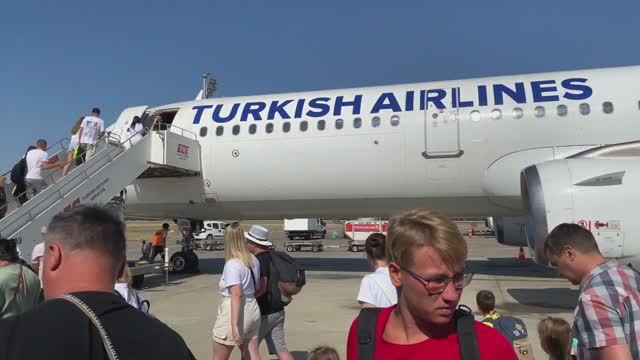 ЛЕТИМ из ТУРЦИИ.ТУРКИШ ПЕРЕЛЕТ АНТАЛИЯ-МОСКВА.БАГАЖ,РЕГИСТРАЦИЯ на РЕЙС,ПЕРЕЛЕТ,ПИТАНИЕ,МЕСТА?