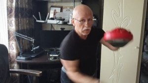 Отработка удара в режиме "соло". Цель : взрыв в точке контакта.В.Н.Крючков