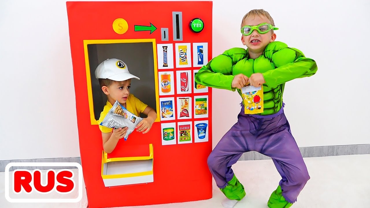 Дети играют с торговым аппаратом со сладостями! Видео от Влада и Ники! смотреть онлайн