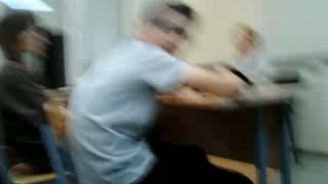 Урок музыки Nandle Samsung 525 смотреть онлайн