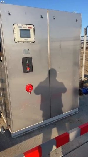 Островок налива нефтепродуктов