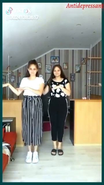 Лучшие приколы с близняшками 😀 #13