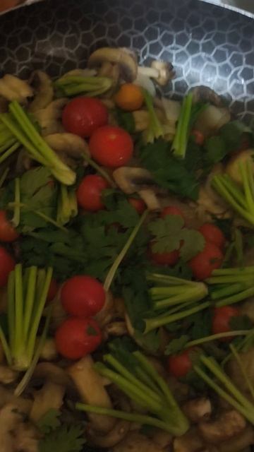 Том Ям смотреть онлайн