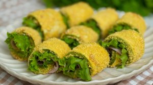 Из самых  простых продуктов, которые можно найти на каждой кухне готовлю "Жёлтые» рулетики"