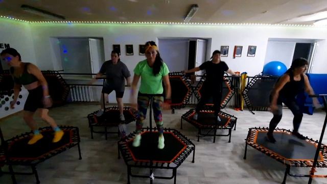Jumping Fitness|Фитнес на батутах