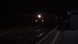 Тепловоз 2ТЭ10М-3261 на подъёме с приветливой бригадой. Звук 5Д49.