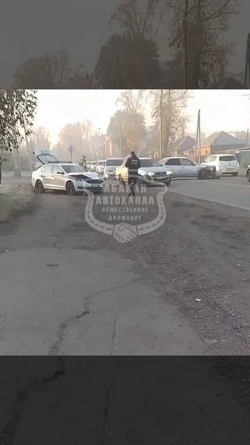 Авария с патрулем ДПС смотреть онлайн