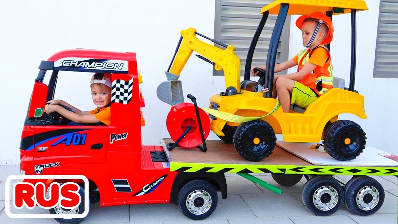 Дети играют и катаются на детских машинках! Сборник видео для детей от Влада и Ники! смотреть онлайн