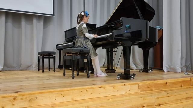 Клод Дебюсси Маленький негритянок исполняет Томашевская Анна 7 лет смотреть онлайн