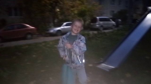 опять шнырь