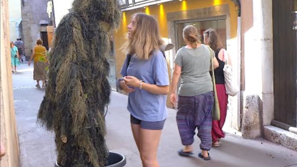 _Bushman Prank_ The Ultimate Shock for Unsuspecting Victims! смотреть онлайн