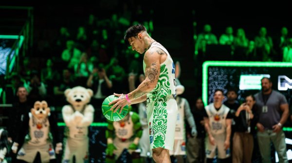 FUNNY DANCE CREW x NILETTO на Медиа Баскете (VLOG 1)