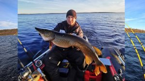 ВЕЧЕРНИЙ ВЫХОД / СКАЗОЧНЫЙ КЛЁВ