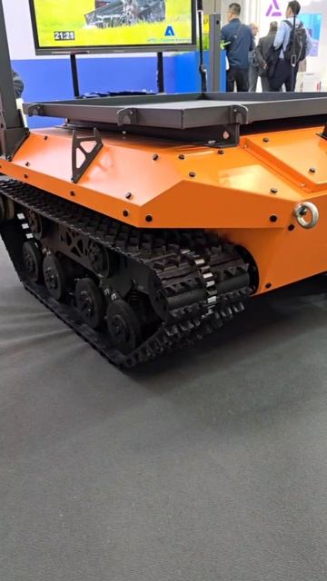 Гусеница «Муравей» производства Composit на спецтехнике наших партнеров