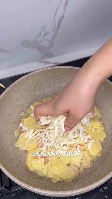 Если три картошки есть дома, готовь это блюдо😅 смотреть онлайн