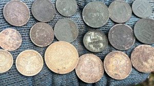 Добрал монеты с хабарного места, всплакнул о находке…