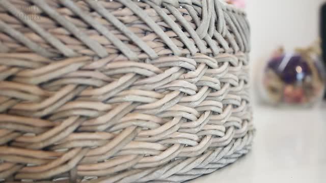 Узор "косы". В изделиях из газетных трубочек смотреть онлайн