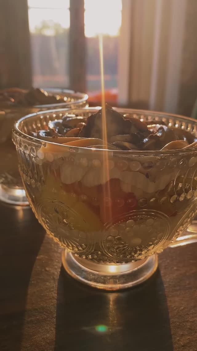 Десерт в чашке🧁🍑 #shorts смотреть онлайн