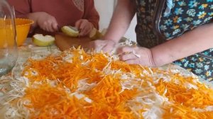 КВАШЕНАЯ капуста в банке .Простой рецепт от бабушки  Маши .