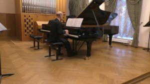 Михаил Симаков Фантазия № 3 Восточная для фортепиано, соч. 2003 г. Исполняет автор