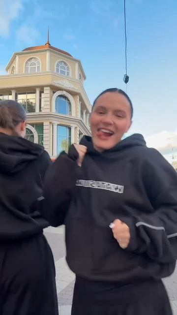 2025-10-09 смотреть онлайн