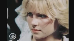 Мы желаем счастья вам !