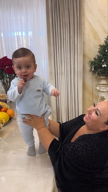 #песняотаруси #танецотдавида #тананай #арускавказ #арусяпоёт #давулятанцует #финик #вкусныйфиник смотреть онлайн