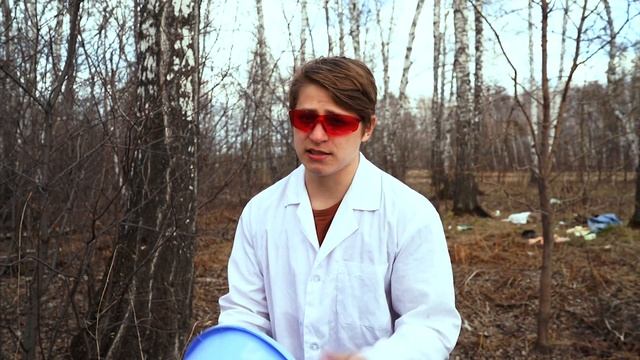 ГОВОРИМ ПО САМОДЕЛЬНОМУ ТЕЛЕФОНУ ИЗ БОЧЕК ЧЕРЕЗ ВСЕ ПОЛЕ! смотреть онлайн