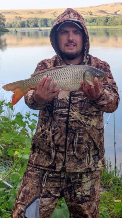 ПЕРВЫЙ В ЖИЗНИ САЗАН НА ДОНКУ