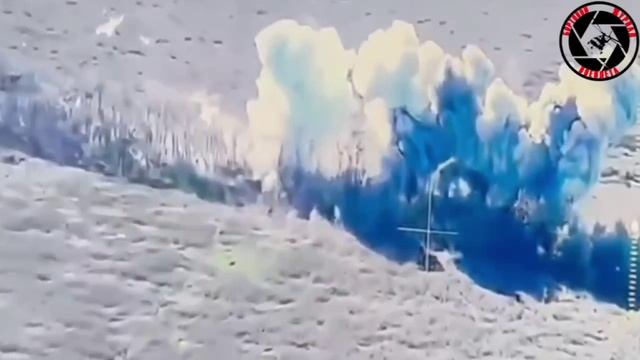 ⚡️Четыре ФАБа прилетели точно по опорнику ВСУ. смотреть онлайн